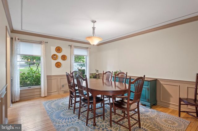 10 SHADY HOLLOW, Reading, PA 19607