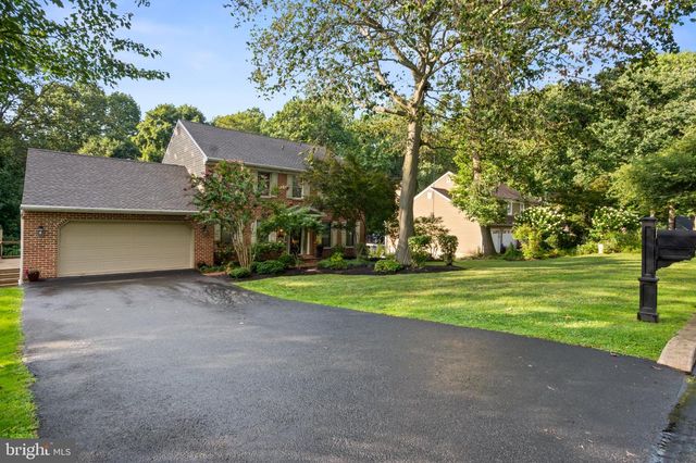 10 SHADY HOLLOW, Reading, PA 19607