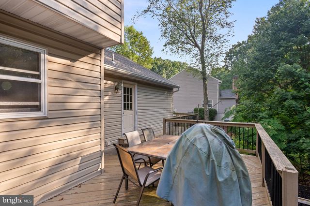 10 SHADY HOLLOW, Reading, PA 19607