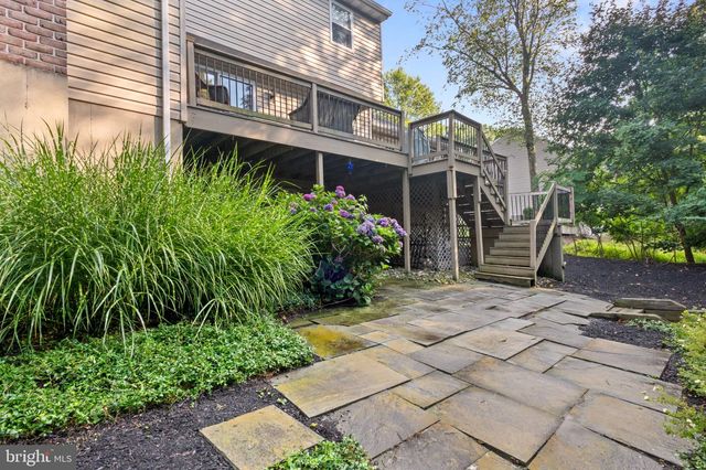 10 SHADY HOLLOW, Reading, PA 19607