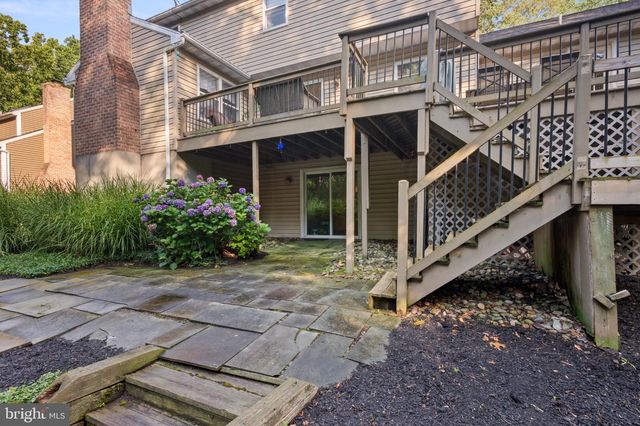 10 SHADY HOLLOW, Reading, PA 19607