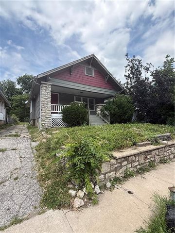 1220 S Ash Avenue, Independence, MO 64052