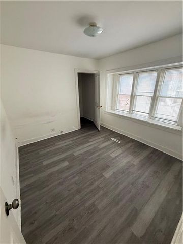 1220 S Ash Avenue, Independence, MO 64052