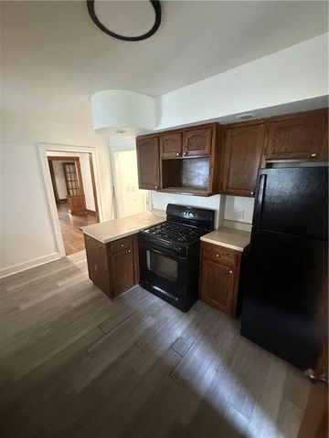 1220 S Ash Avenue, Independence, MO 64052