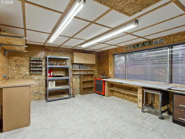 413 Nw 7th St, Battle Ground, WA 98604