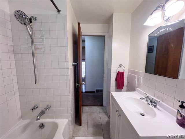 480 West Hazeltine Avenue, Tonawanda, NY 14217