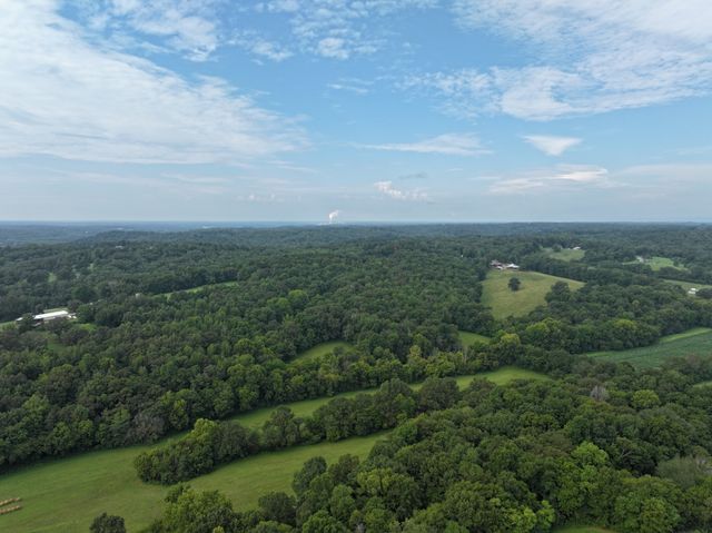 3 Rawlings Rd, Woodlawn, TN 37191