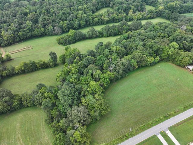3 Rawlings Rd, Woodlawn, TN 37191