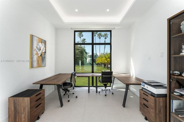 9525 SW 95th Court, Miami, FL 33176