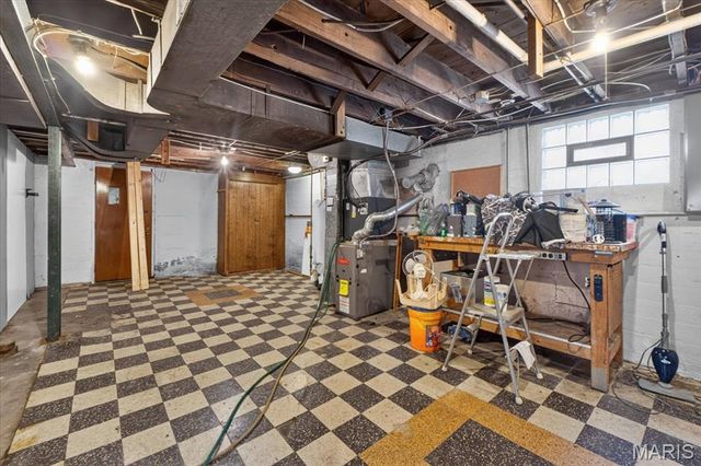 3708 Killarney Court, St Louis, MO 63114