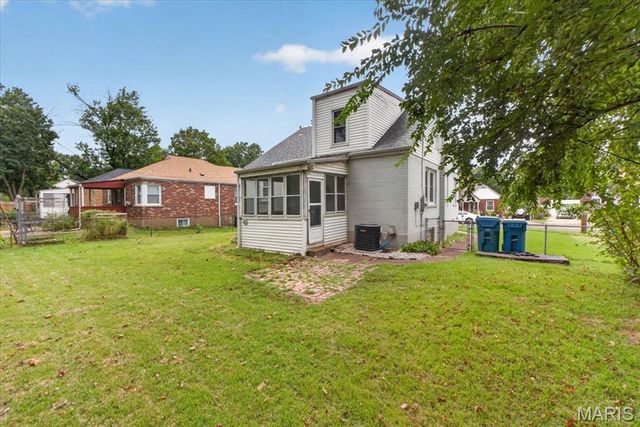 3708 Killarney Court, St Louis, MO 63114