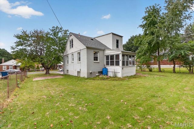 3708 Killarney Court, St Louis, MO 63114