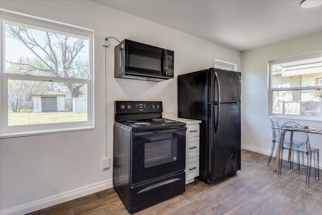 1933 S Fern, Wichita, KS 67213