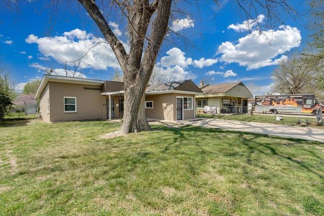 1933 S Fern, Wichita, KS 67213