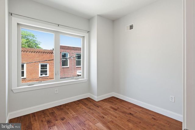 2340 GREENWICH ST, Philadelphia, PA 19146