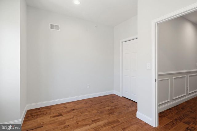2340 GREENWICH ST, Philadelphia, PA 19146