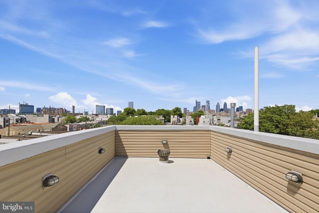 2340 GREENWICH ST, Philadelphia, PA 19146