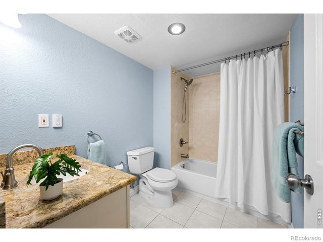 6465 Yank Court B, Arvada, CO 80004