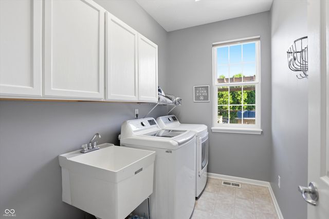 12584 Elgin Court, Fishers, IN 46037