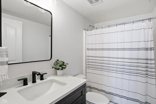 12584 Elgin Court, Fishers, IN 46037