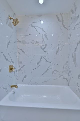 9322 S Euclid Avenue, Chicago, IL 60617