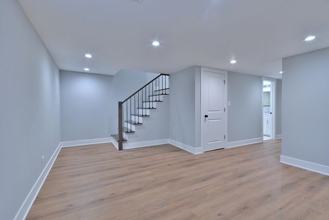 9322 S Euclid Avenue, Chicago, IL 60617