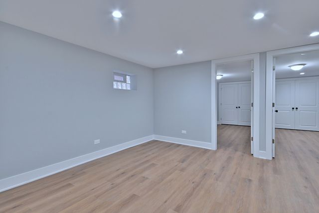 9322 S Euclid Avenue, Chicago, IL 60617