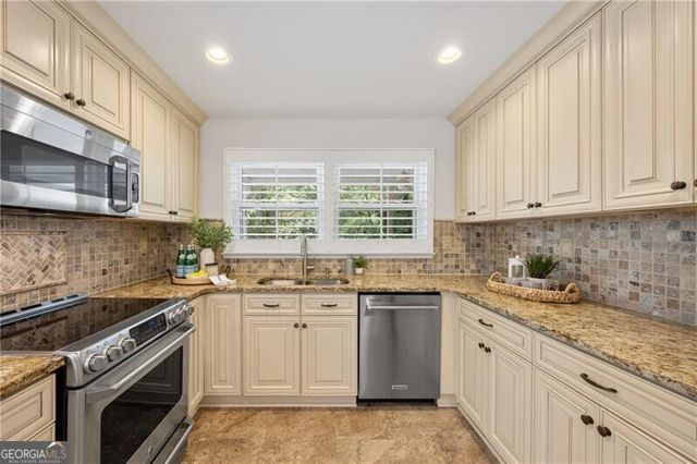 6502 Deerings Lane, Peachtree Corners, GA 30092