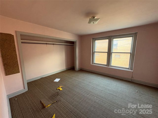 68 S Broad Street, Brevard, NC 28712