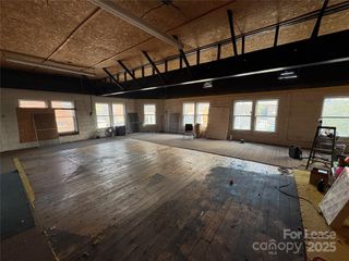 68 S Broad Street, Brevard, NC 28712