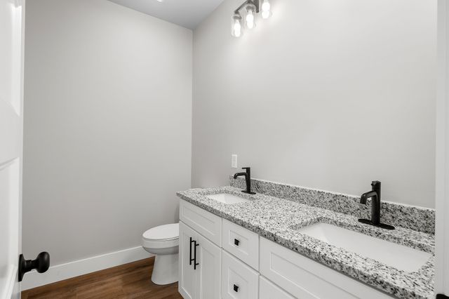 125 Beckam Way, Smithville, TN 37166