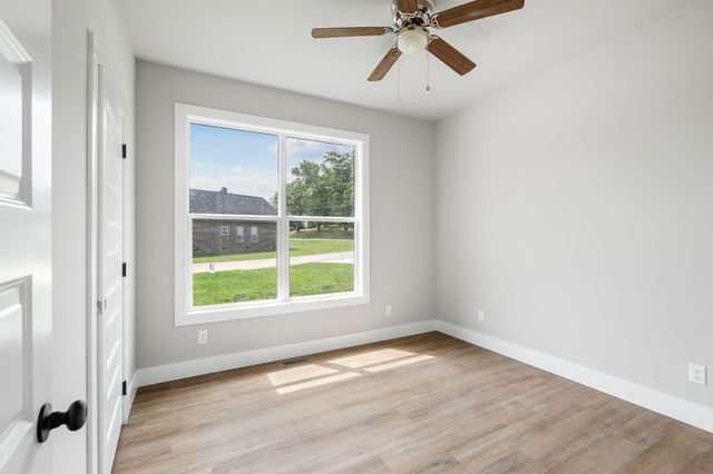 125 Beckam Way, Smithville, TN 37166