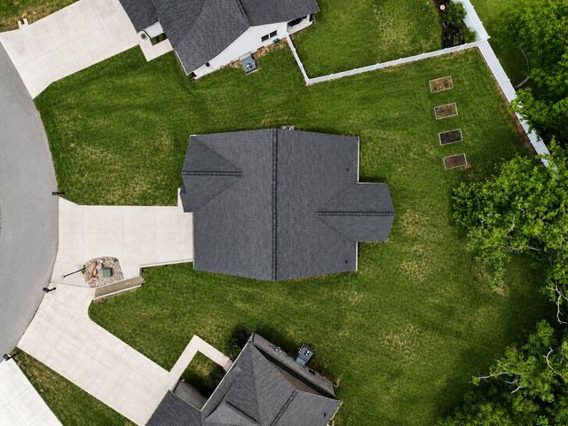125 Beckam Way, Smithville, TN 37166
