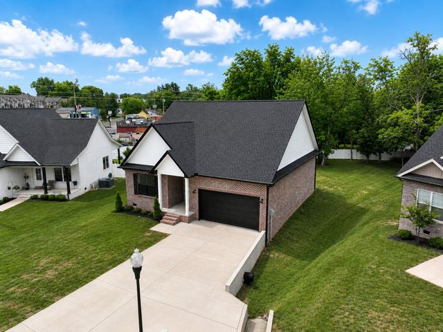 125 Beckam Way, Smithville, TN 37166