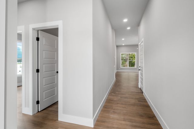 125 Beckam Way, Smithville, TN 37166