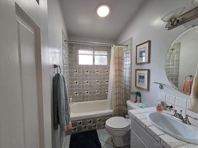 2729 Gobat Avenue, San Diego, CA 92122