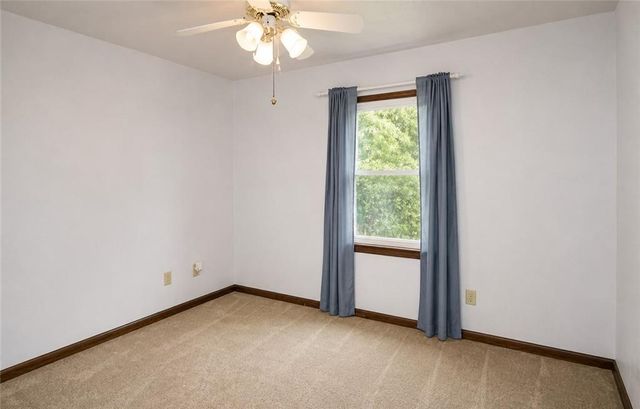 162 Price Drive W, Locust Grove, GA 30248