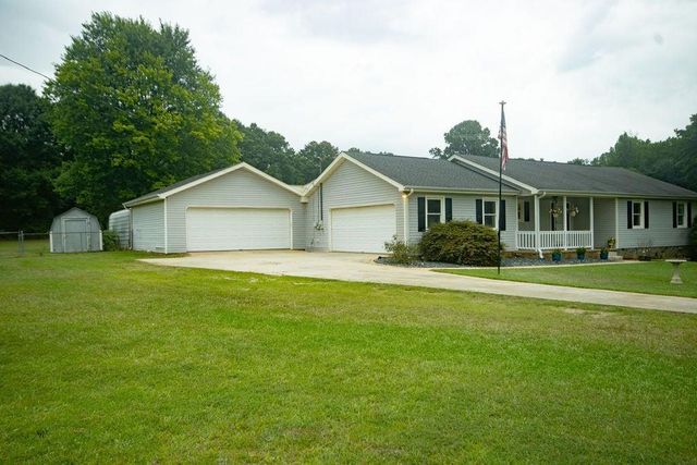 162 Price Drive W, Locust Grove, GA 30248