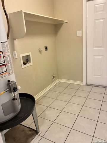 526 PHARIS ST, San Antonio, TX 78237