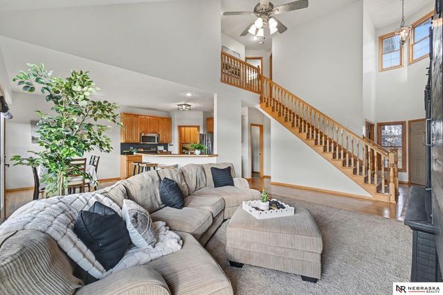 9433 2nd Street, Firth, NE 68358