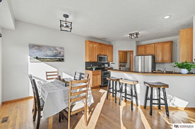 9433 2nd Street, Firth, NE 68358