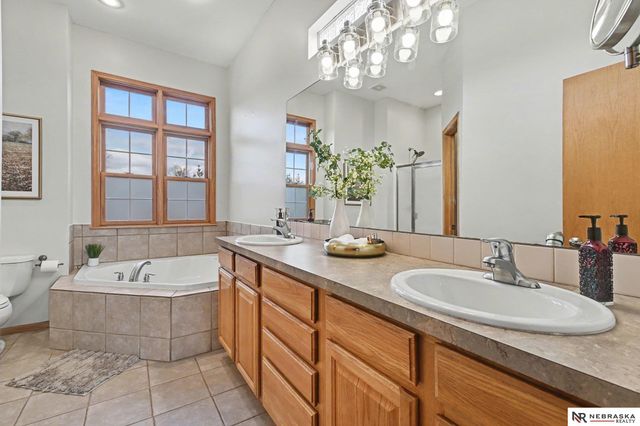 9433 2nd Street, Firth, NE 68358