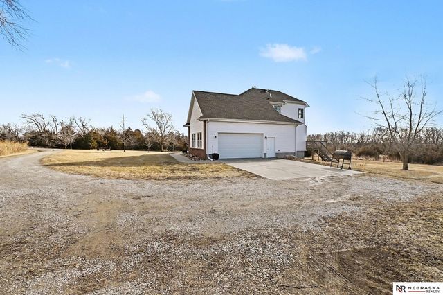 9433 2nd Street, Firth, NE 68358