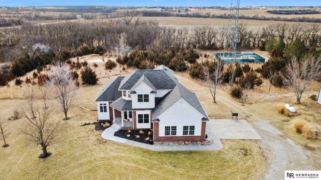 9433 2nd Street, Firth, NE 68358