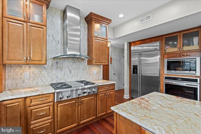 3 WOODLAND CT, Voorhees, NJ 08043