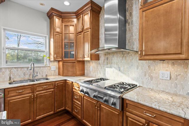 3 WOODLAND CT, Voorhees, NJ 08043