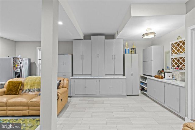 3 WOODLAND CT, Voorhees, NJ 08043