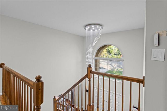 3 WOODLAND CT, Voorhees, NJ 08043