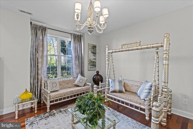 3 WOODLAND CT, Voorhees, NJ 08043