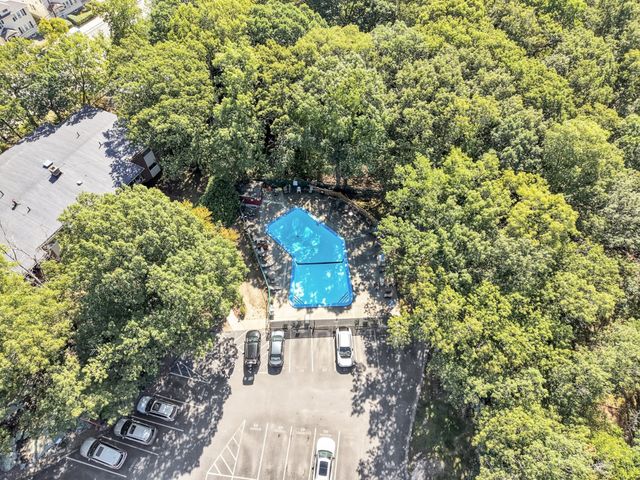 125 Grove St 3, Boston, MA 02132